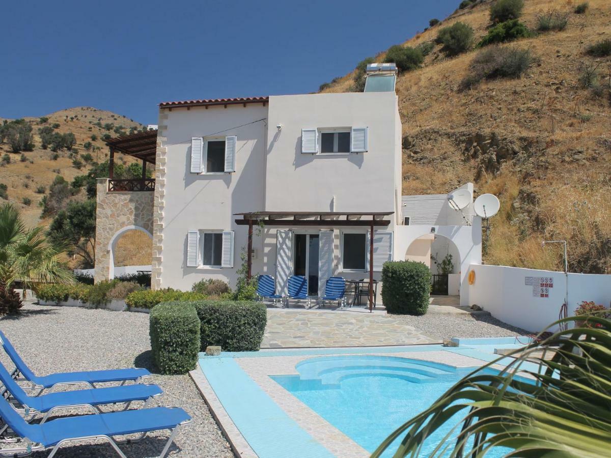 Beautiful Villa In Agia Galini  Exterior photo